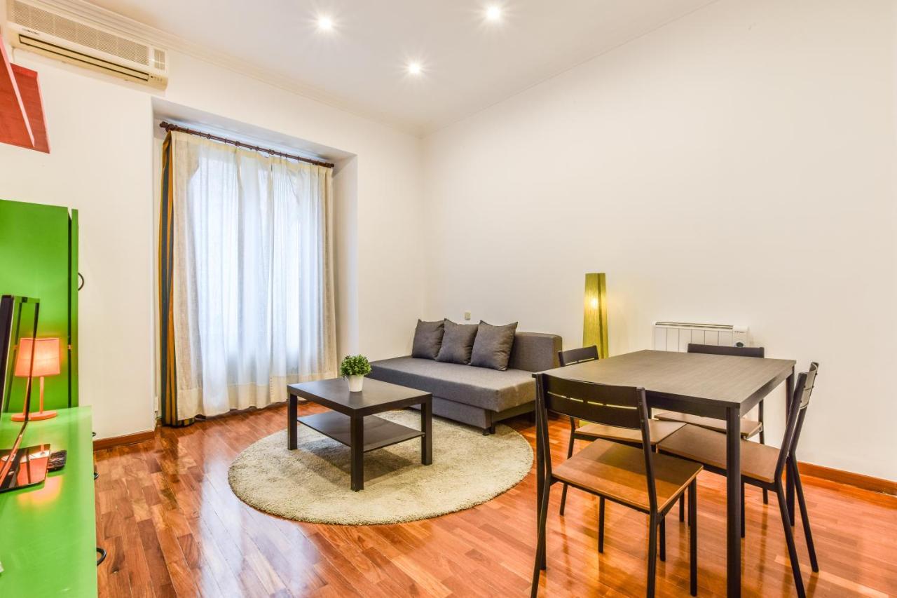 Apartamento Puente De Segovia Apartment Madrid Luaran gambar