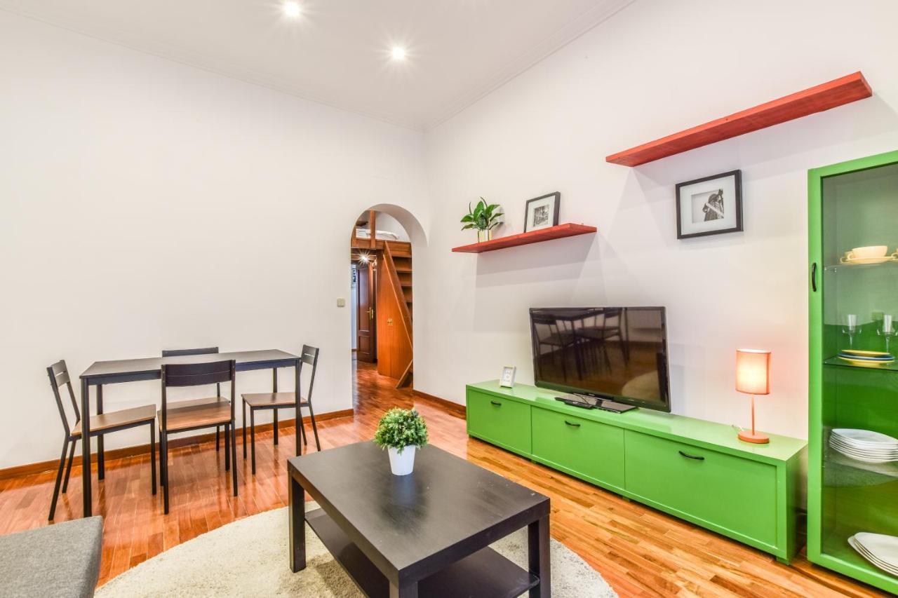 Apartamento Puente De Segovia Apartment Madrid Luaran gambar