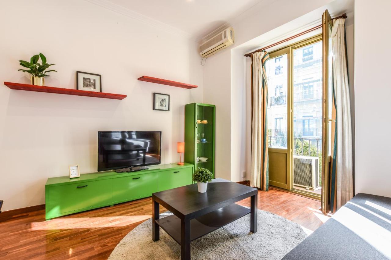 Apartamento Puente De Segovia Apartment Madrid Luaran gambar