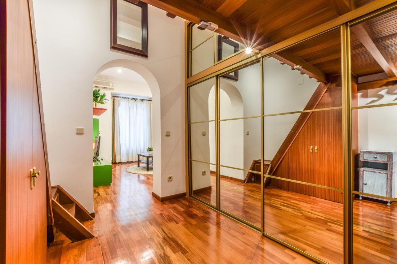 Apartamento Puente De Segovia Apartment Madrid Luaran gambar