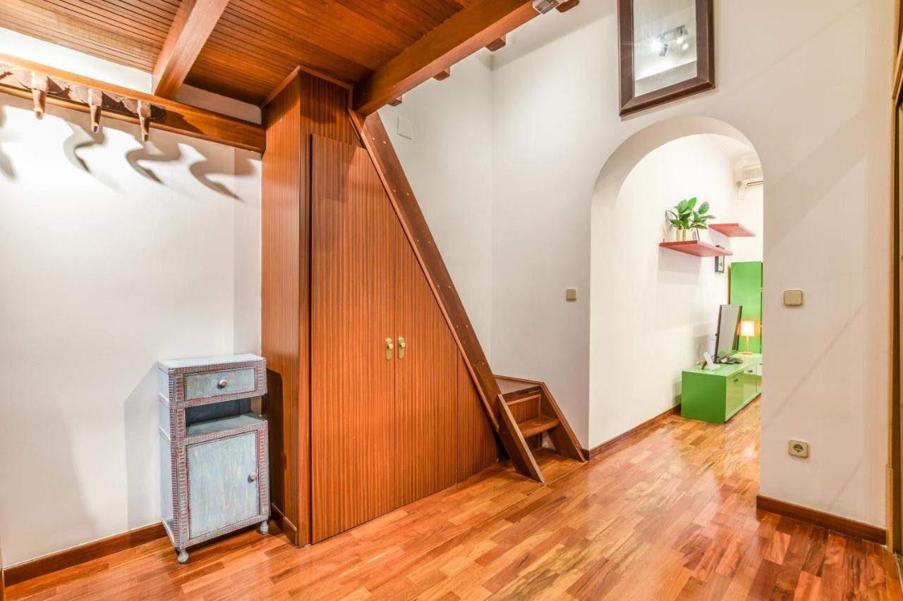 Apartamento Puente De Segovia Apartment Madrid Luaran gambar